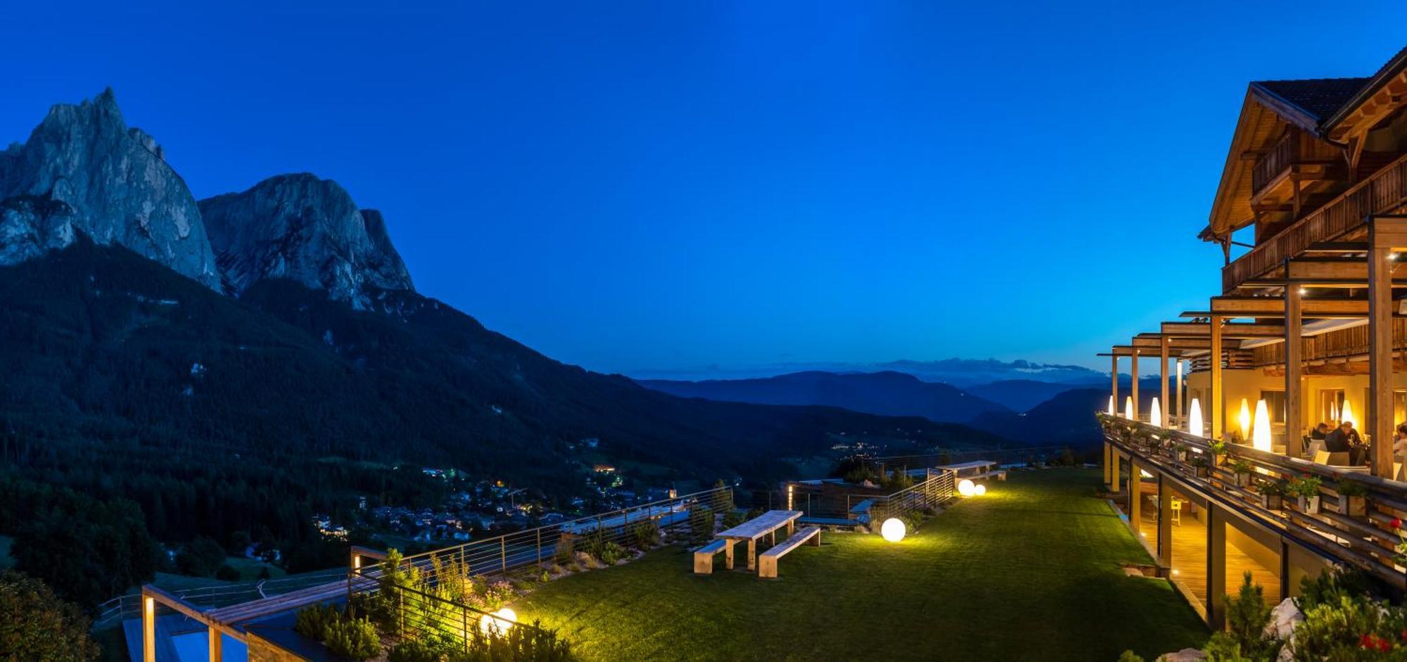 Hotel Valentinerhof Siusi Bagian luar foto