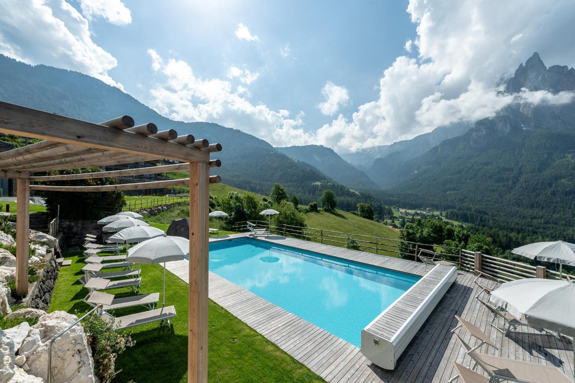 Hotel Valentinerhof Siusi Bagian luar foto