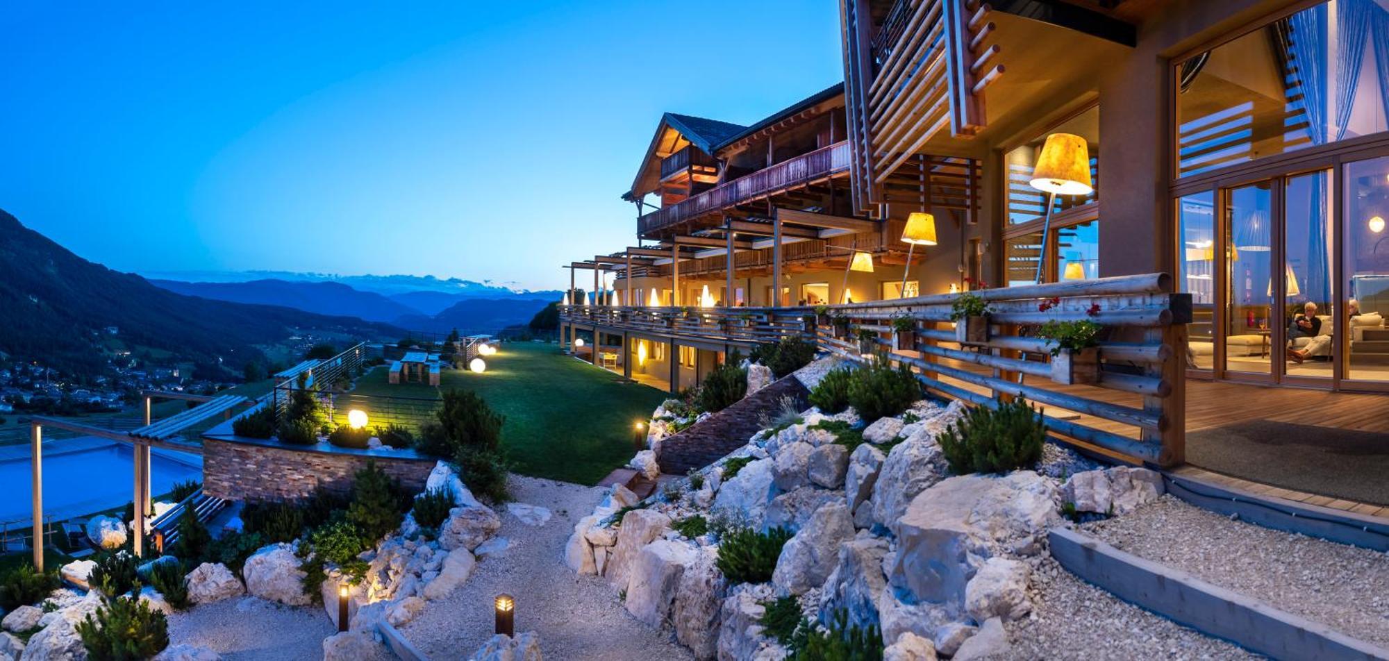 Hotel Valentinerhof Siusi Bagian luar foto